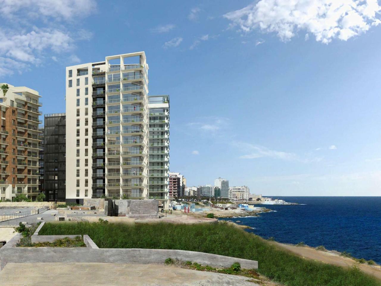 Seafront Apartment In Sliema With Pool, Upmarket Complex Exterior foto